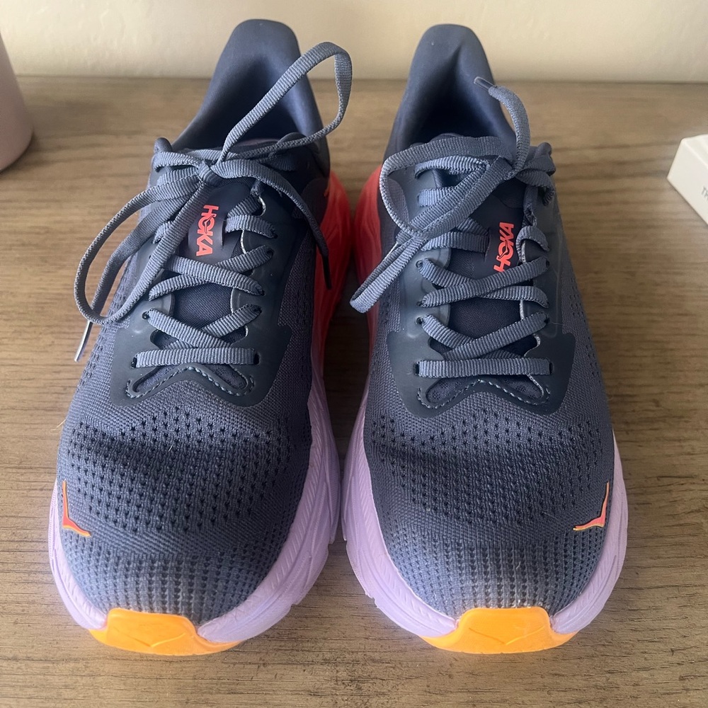 Hoka Arahi 7 women's